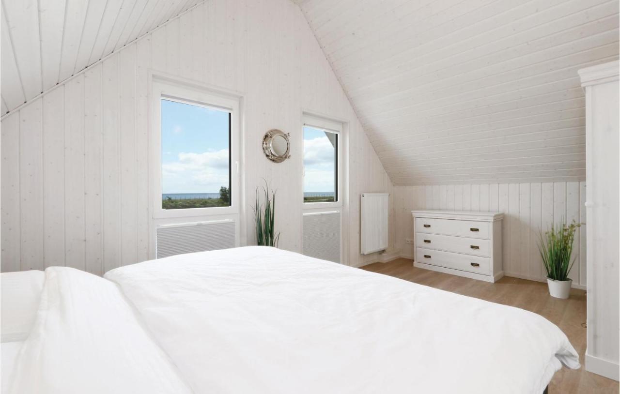 Lovely Home In Ostseeresort Olpenitz With Sauna Exteriör bild